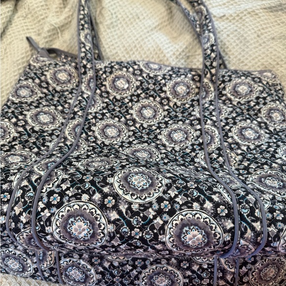 Vera Bradley Black/Grey/Blue Large Tote Bag - Picture 5 of 5